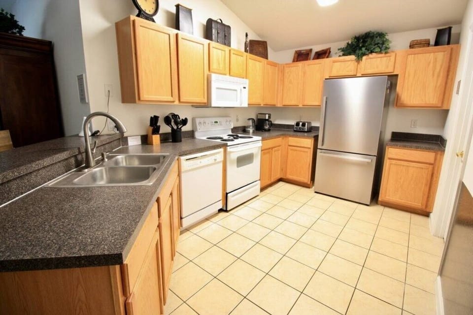 753215a8-f691-457b-8faa-444f97d9c409