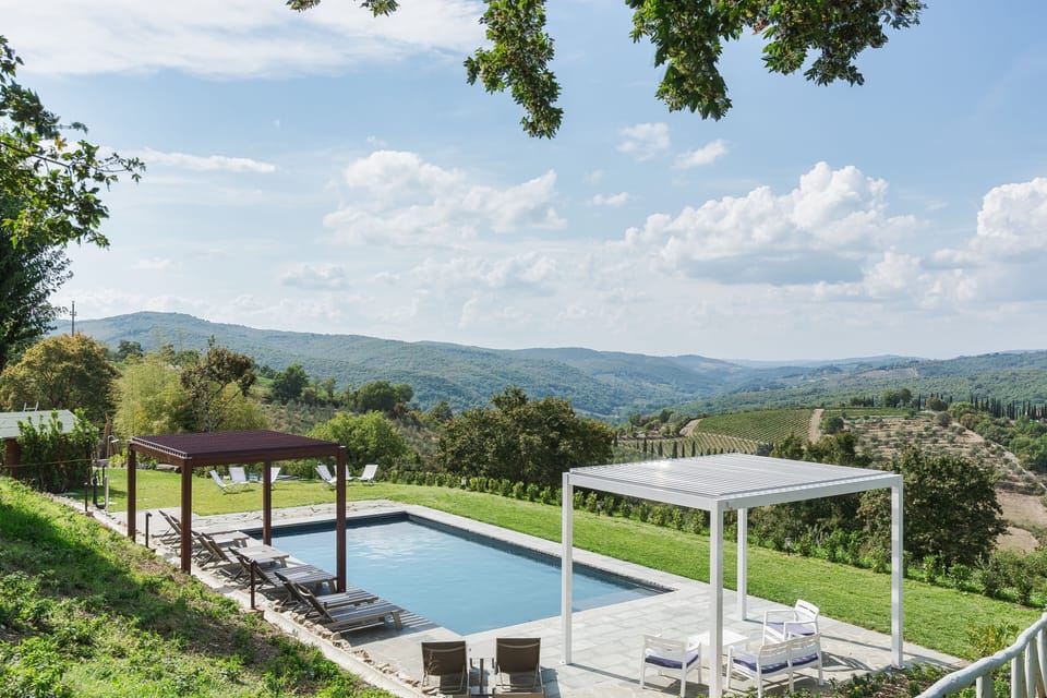 Private pool and the famous Florentine valley panorama
