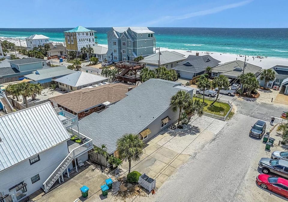 Cozy beachside retreat just steps from the ocean