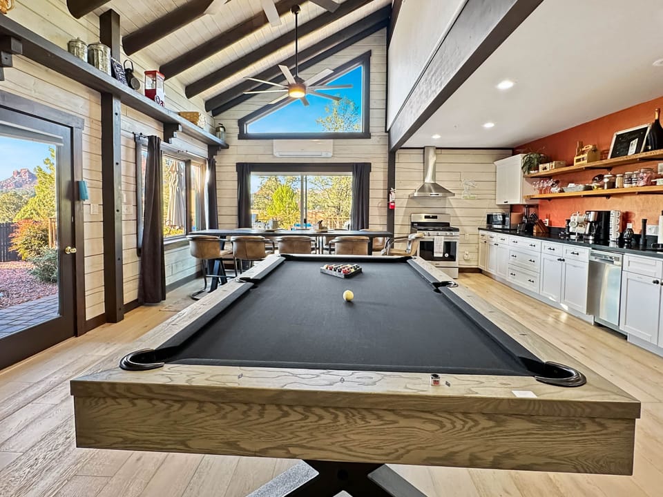Pool table and Dining Room!