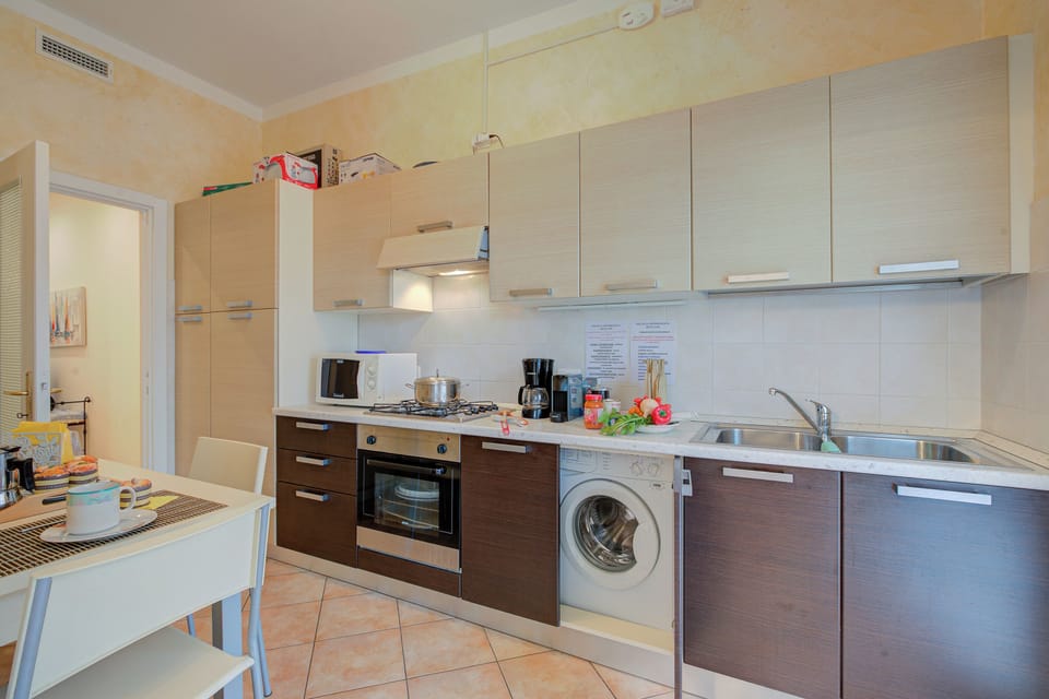 Kitchen and dining area