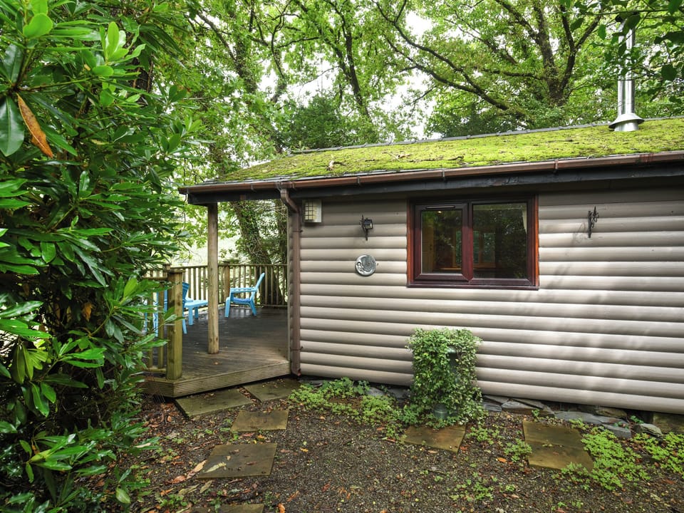 Exterior | The Owl&rsquo;s Nest - Garth Caravan Park, Machynlleth