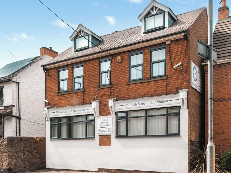 Exterior | Hilltop Apartment 8 - Hilltop Apartments, Earl Shilton