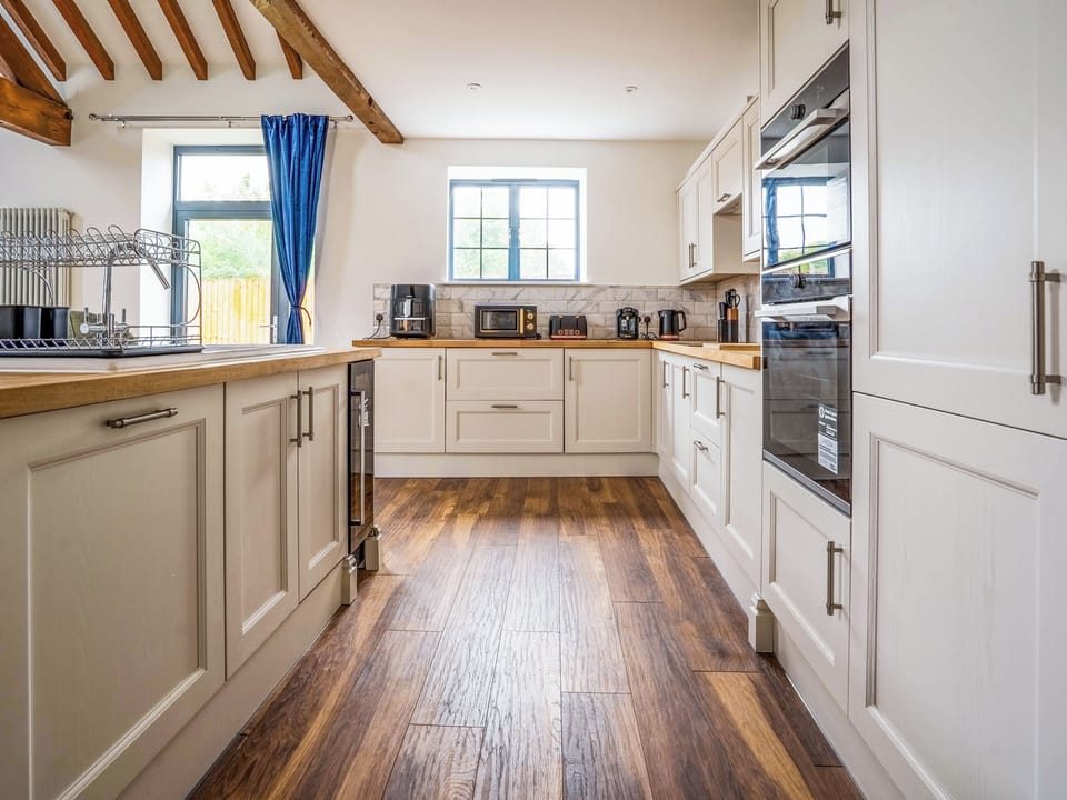 Kitchen | Pam&rsquo;s Place - Rookery Park, Carlton Colville