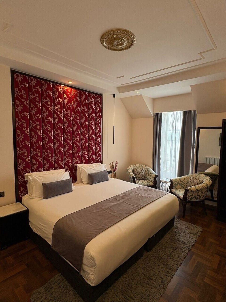 Double Bed