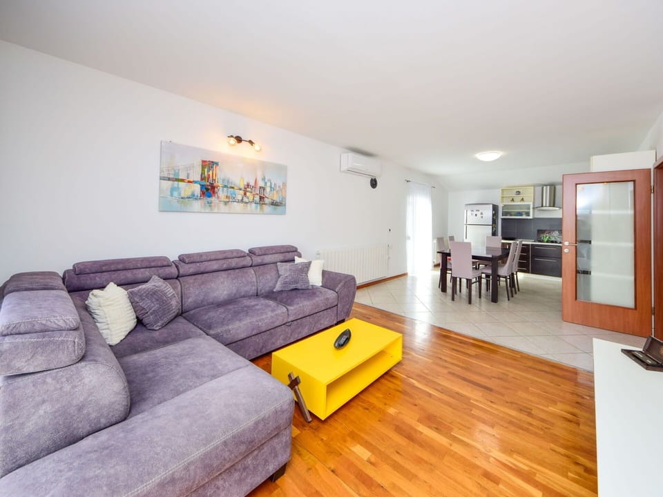 Furniture, Interior Design, Flooring, Couch, Floor, Room, Living Room, Ceiling, Television, Table