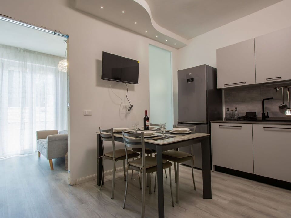 Furniture, Interior Design, Flooring, Floor, Wood, Ceiling, Room, Lighting, Home, Apartment