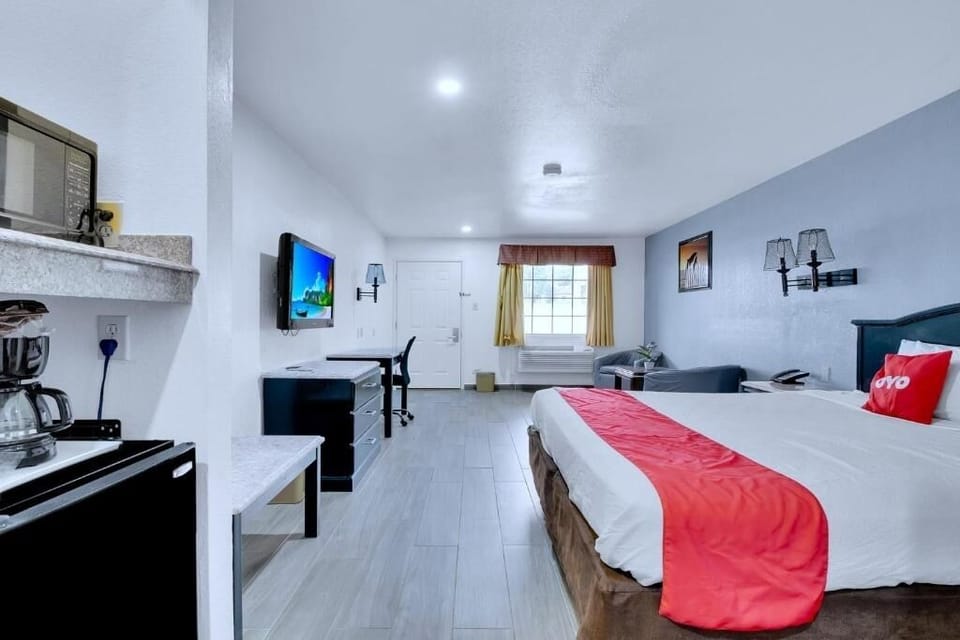 Bedroom with King Bed