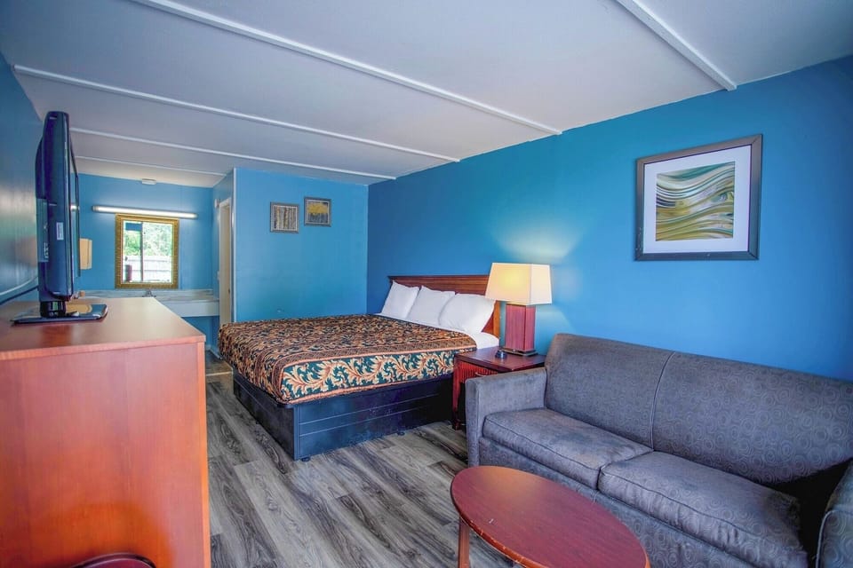 Bedroom. Interior and views may vary based on location and availability