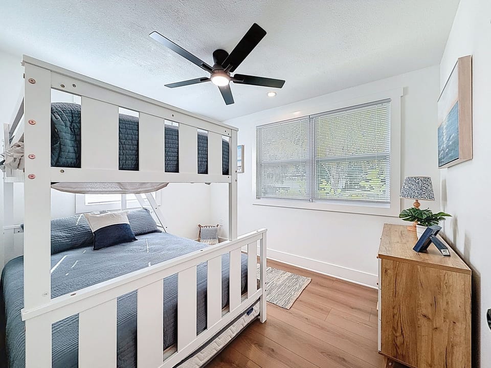 Bedroom 3 Bunk Bed (Main Unit)