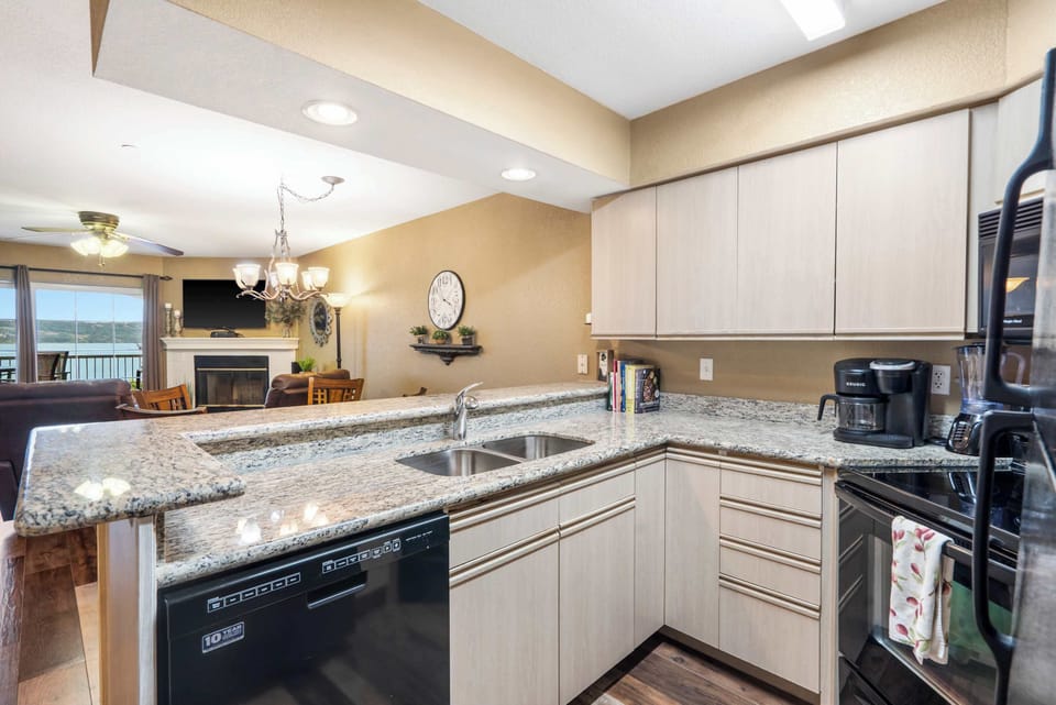 The open kitchen is well equipped for an unforgettable getaway​