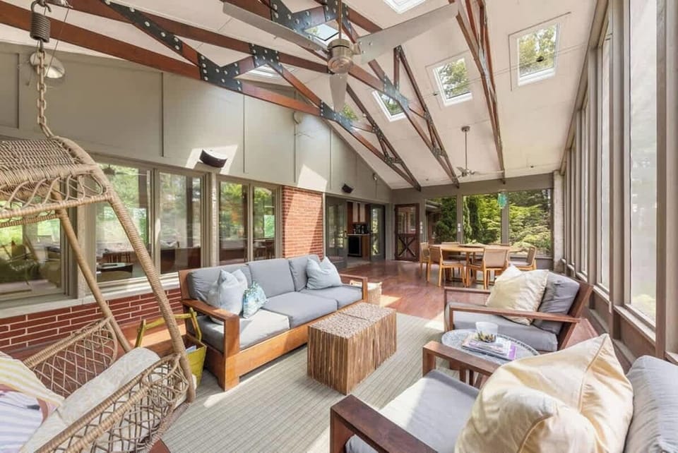 Sun Porch