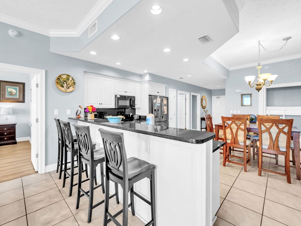 Eat-in bar seating