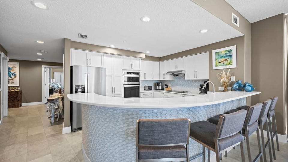 Kitchen Bar 