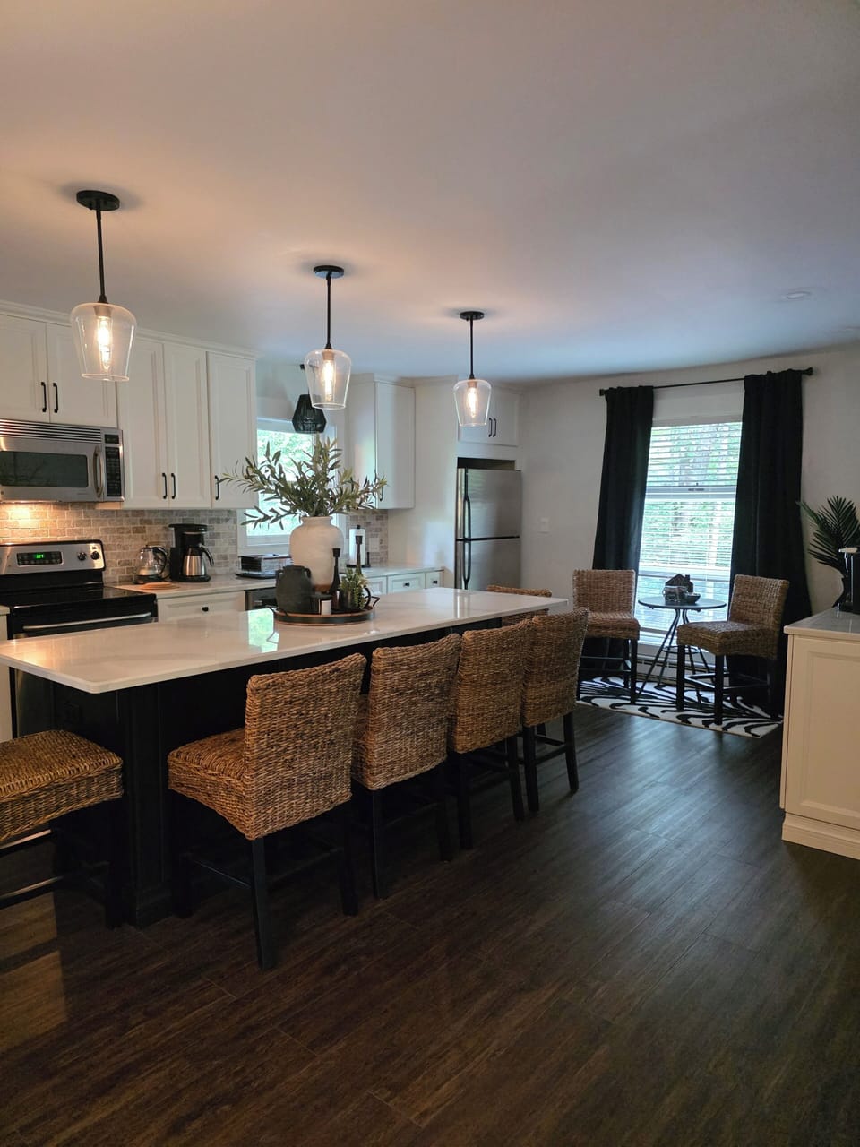 Open kitchen 9ft island