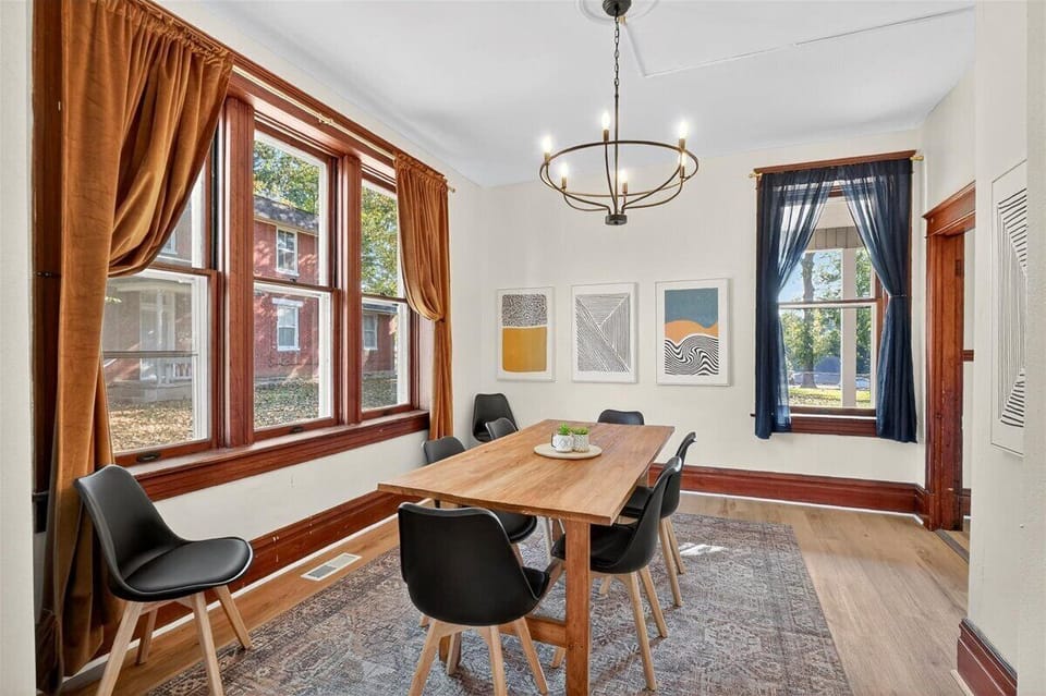 Bright dining area, perfect for enjoying your meals.