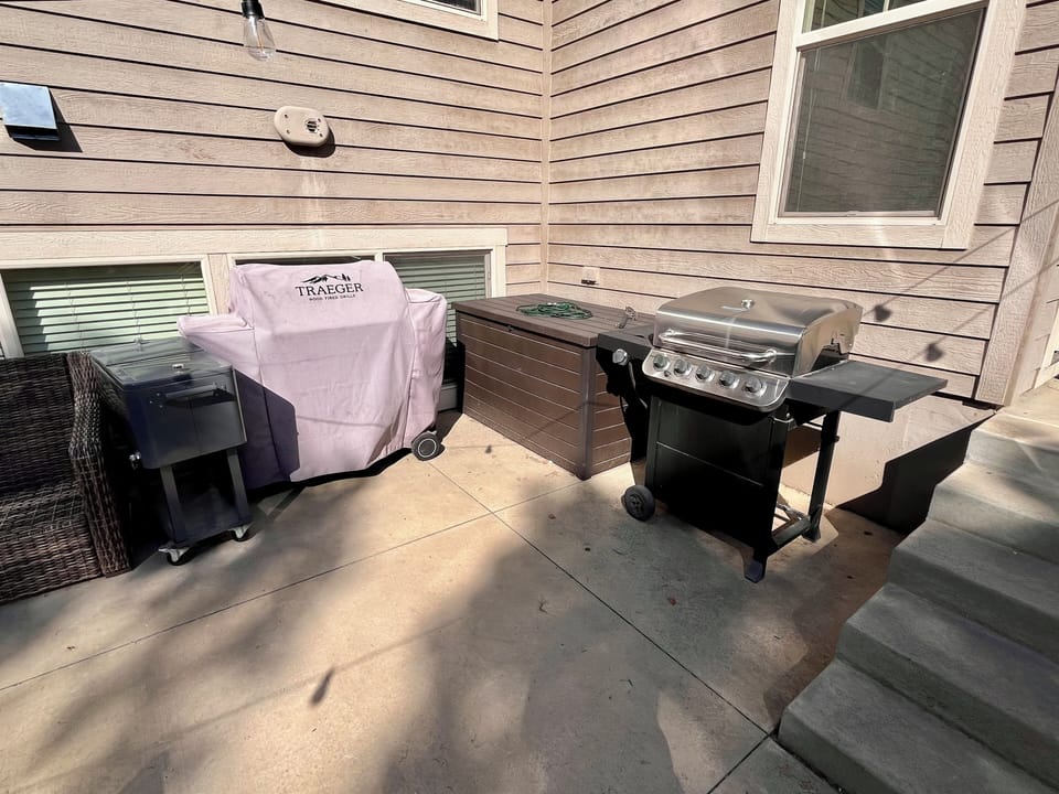 Outdoor patio. Gas grill available.