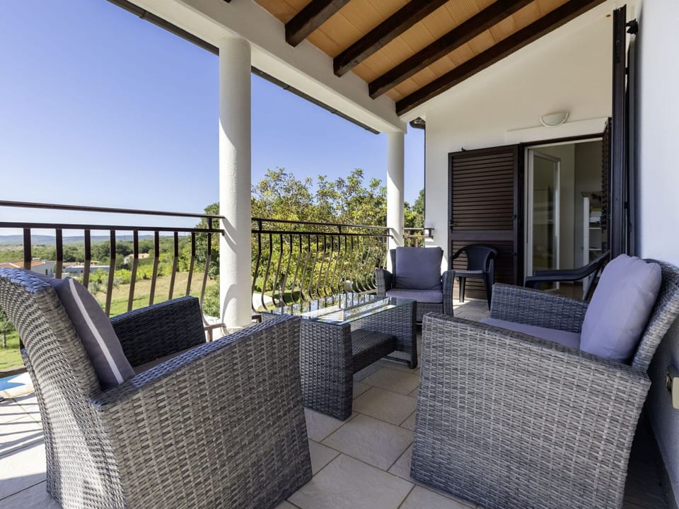 Furniture, Chair, Flooring, Porch, Interior Design, Floor, Outdoor Furniture, Kitchen & Dining Room Table, Table, Balcony