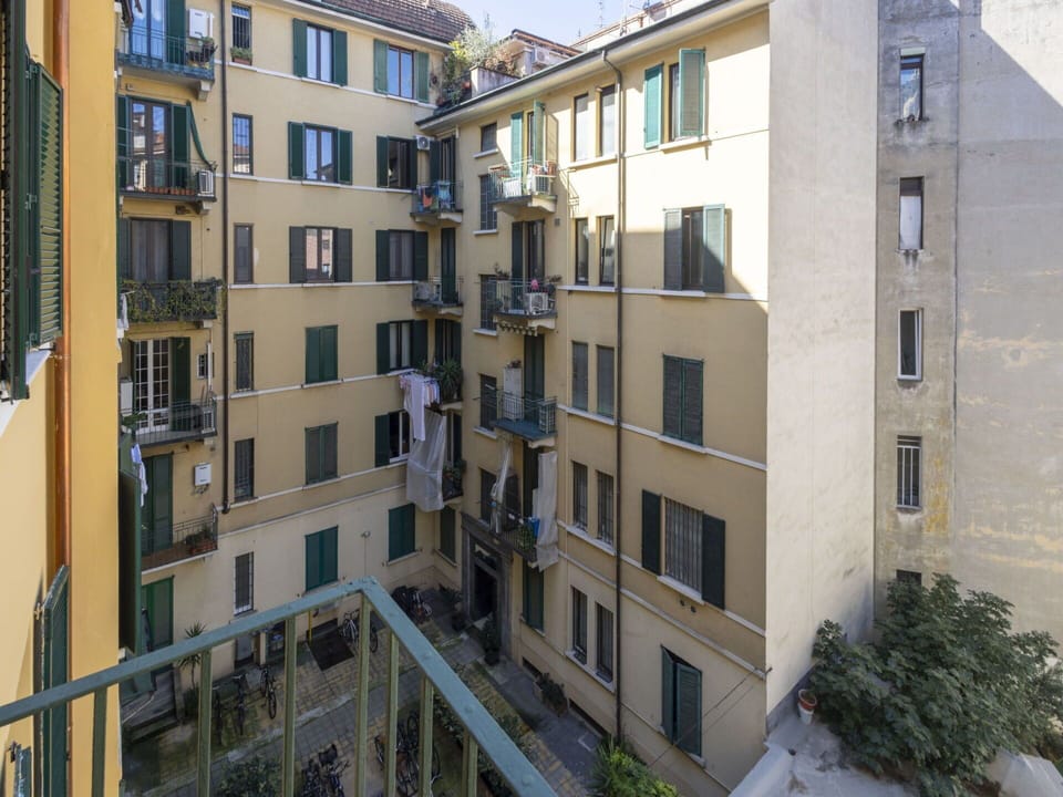Daytime, Building, Wall, Apartment, Residential Area, Neighbourhood, Condominium, Urban Design, Balcony, Mixed-Use