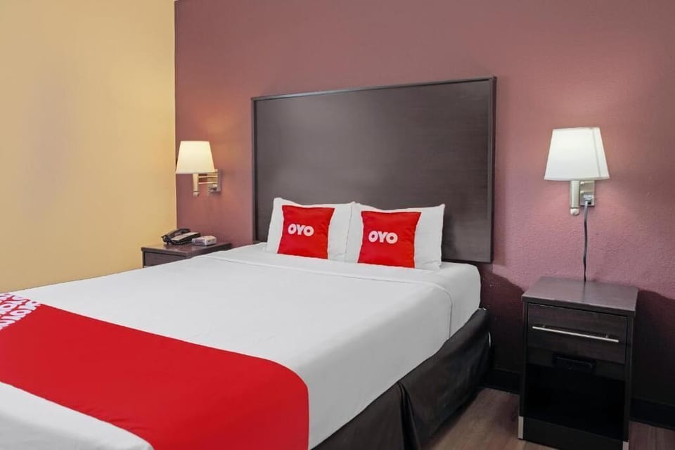 Unit with 1 King bed