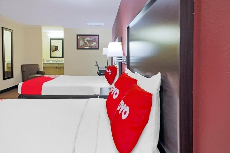 Unit with 2 Queen beds