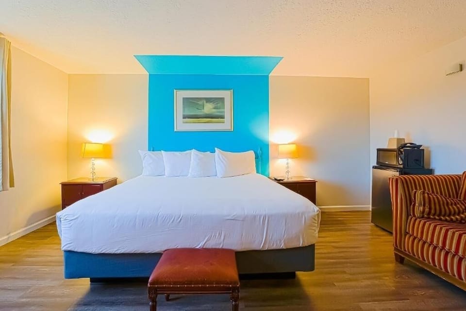 Unit with King Bed