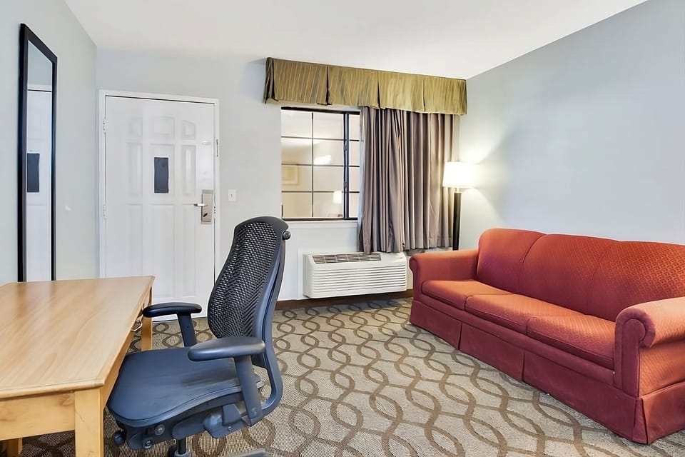 Unit with 1 King size bed