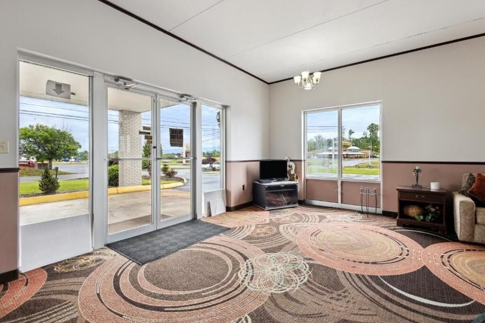 Relax in airy lounge space with natural light and views.