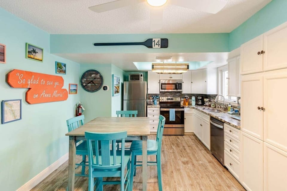 Kitchen/Dining