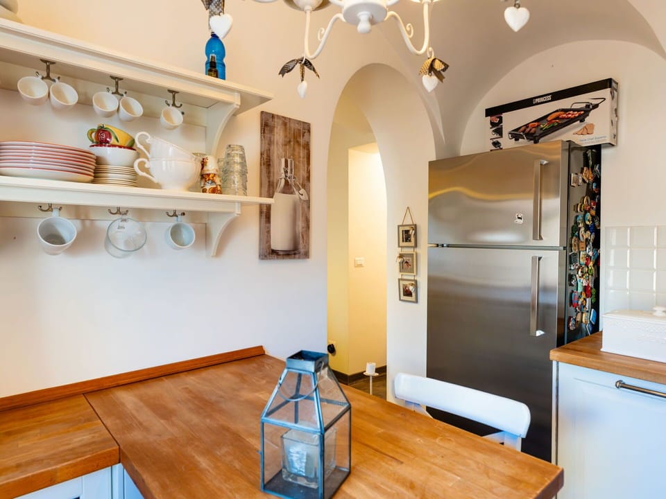 Interior Design, Kitchen, Kitchen Appliance, Furniture, Countertop, Major Appliance, Flooring, Wood, Ceiling, Cabinetry