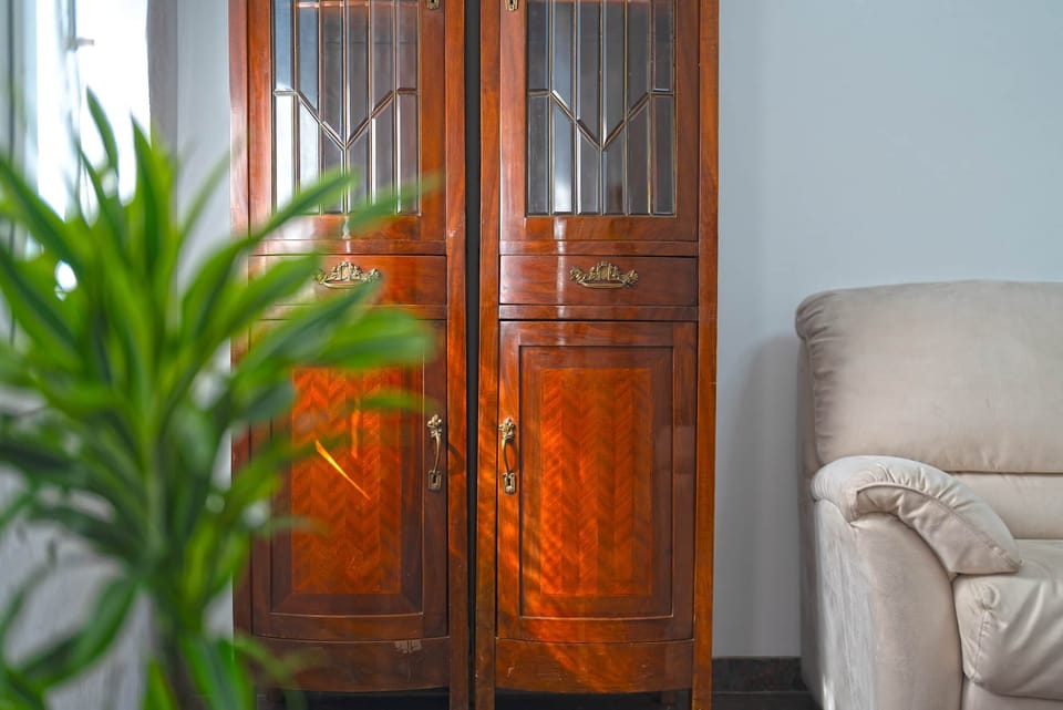 Sybil forniture