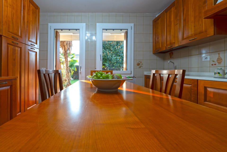 Kitchen 4
