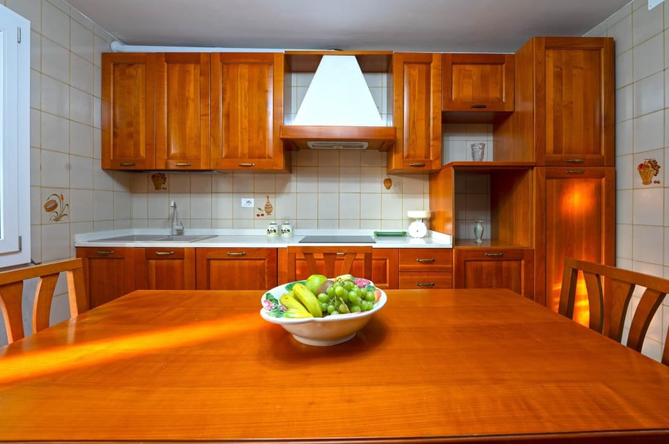 Kitchen 3