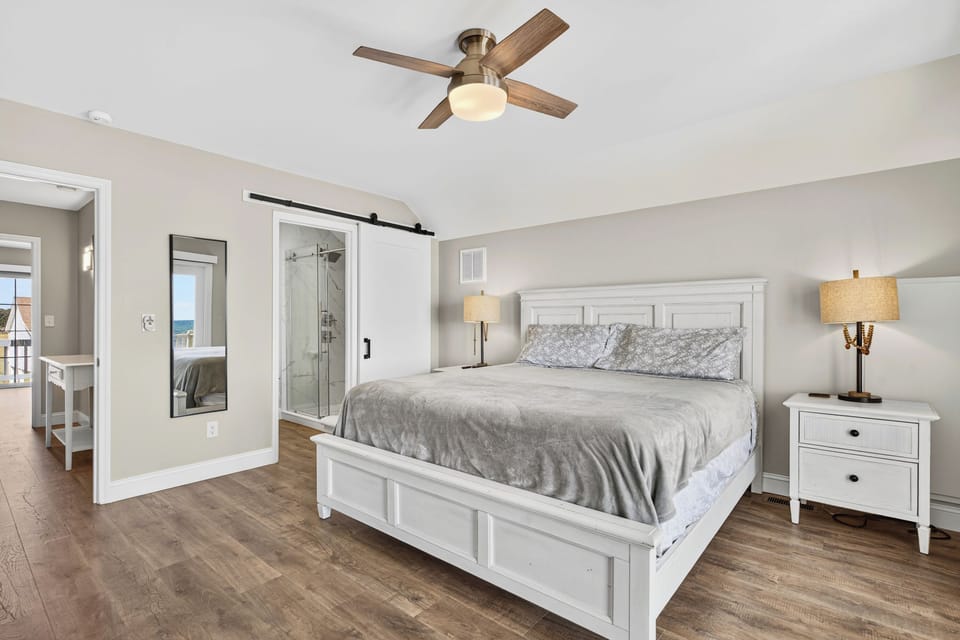 Master bedroom upstairs ocean side