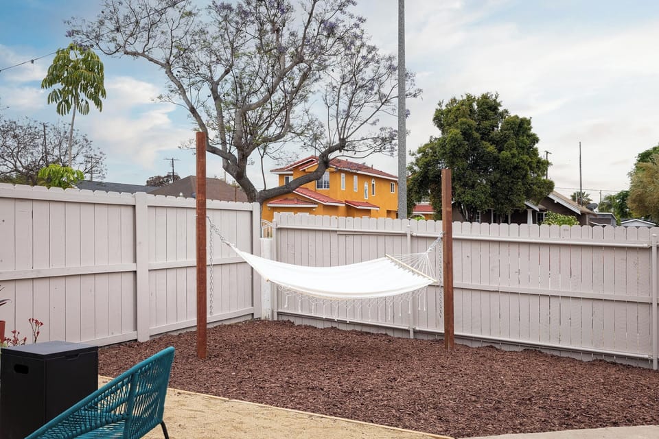 Unwind the private hammock-perfect for lazy afternoons. 