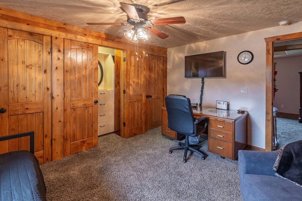 Third bedroom work area and TV