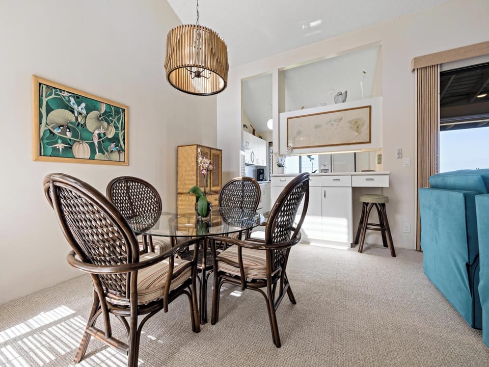 A fully equipped, modernized kitchen provides everything you need to easily prepare meals and beach snacks.