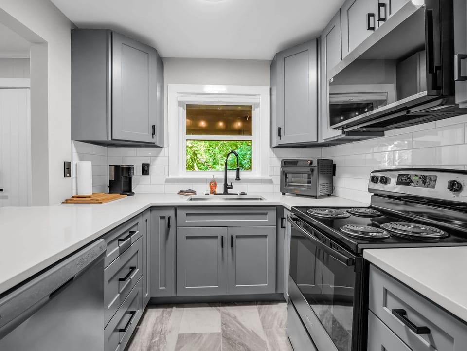 6 web or mls 25 dew waite rd