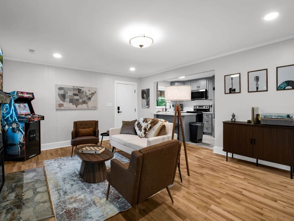 2 web or mls 25 dew waite rd