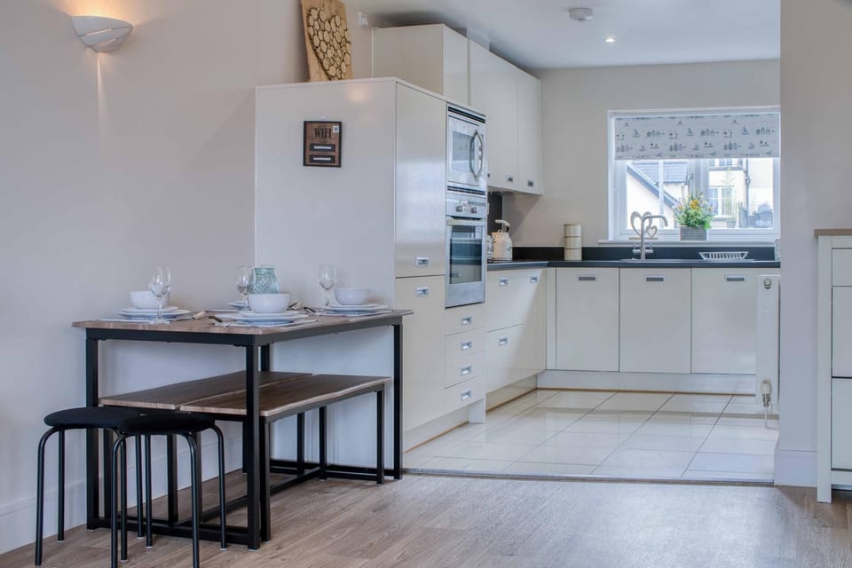 Ty Kered - 2 Bed Townhouse - Saundersfoot (26779)