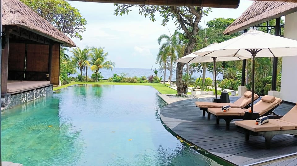 Big infinity pool