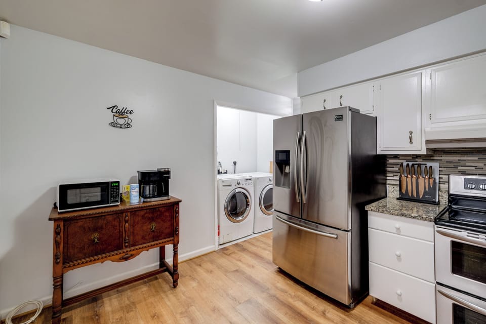 Kitchen | Dual Drip/Keurig Coffee Maker