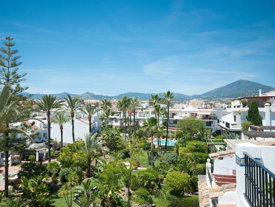 Mountain and pool views from holiday rental Spain
