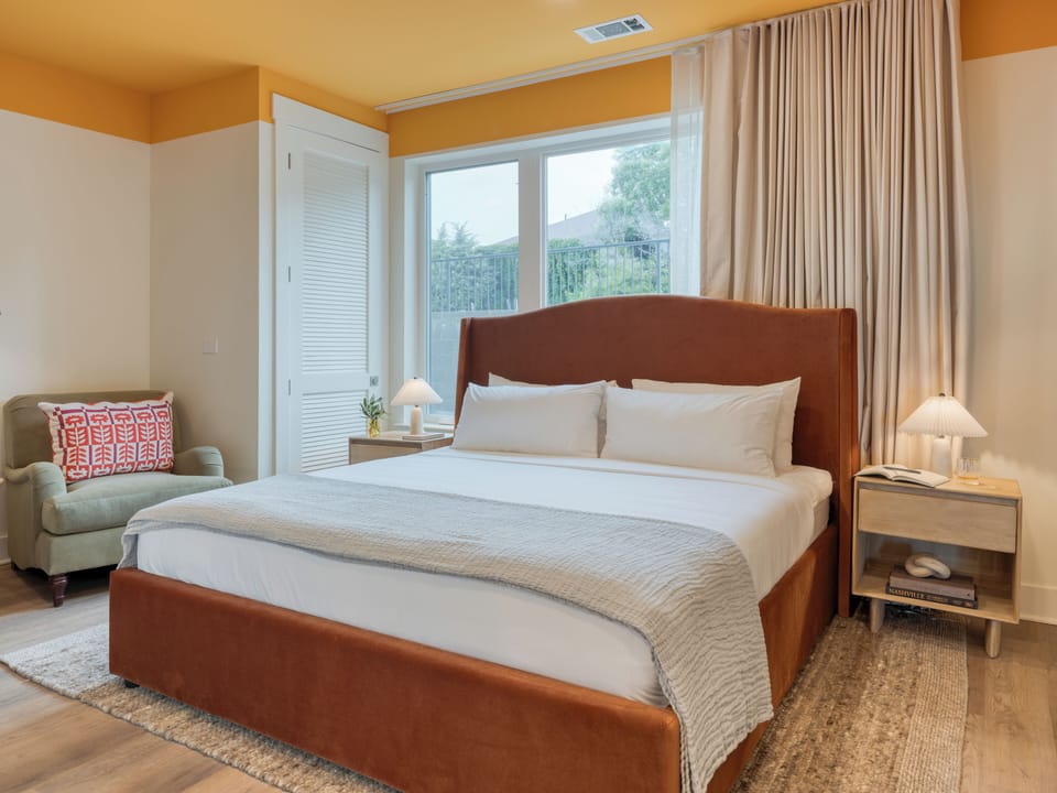 King bed.