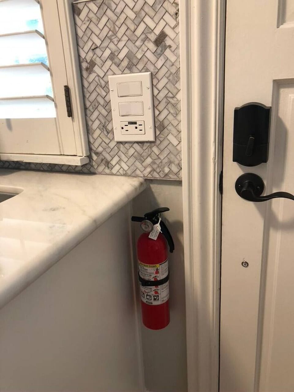 Fire extinguisher for your safety