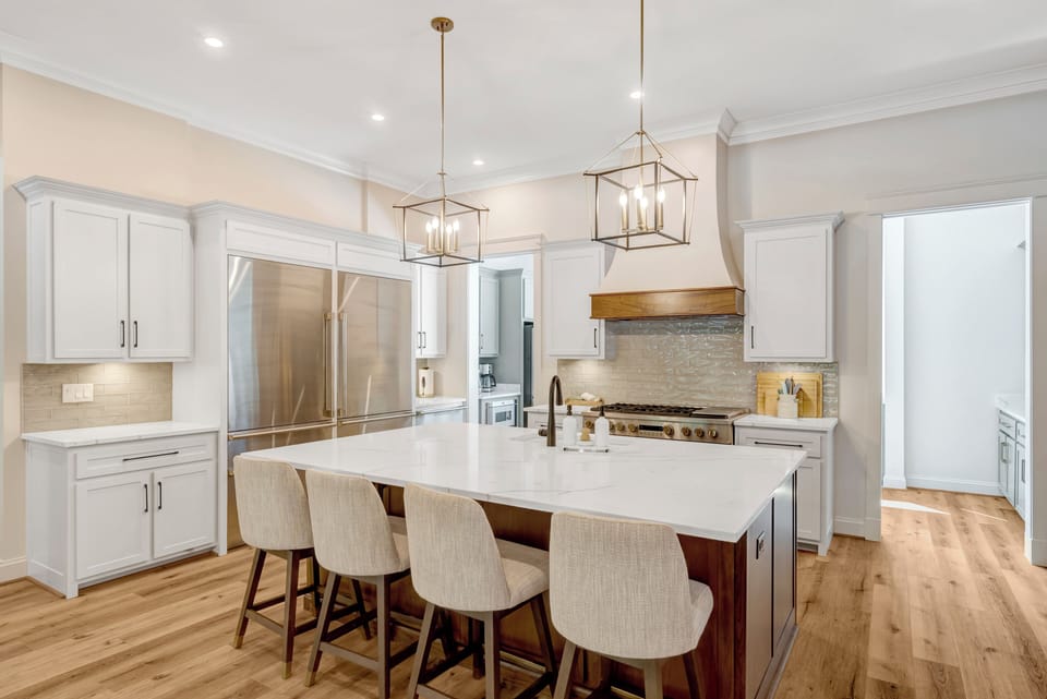 Fully Equipped Gourmet Chef's Kitchen