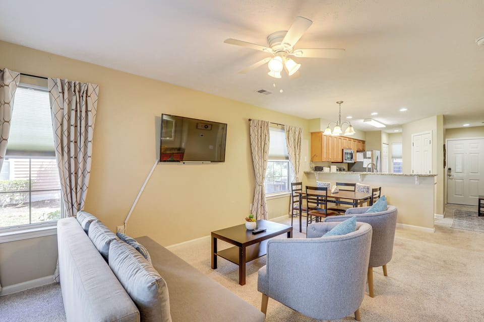 Living Room | Central A/C & Heating