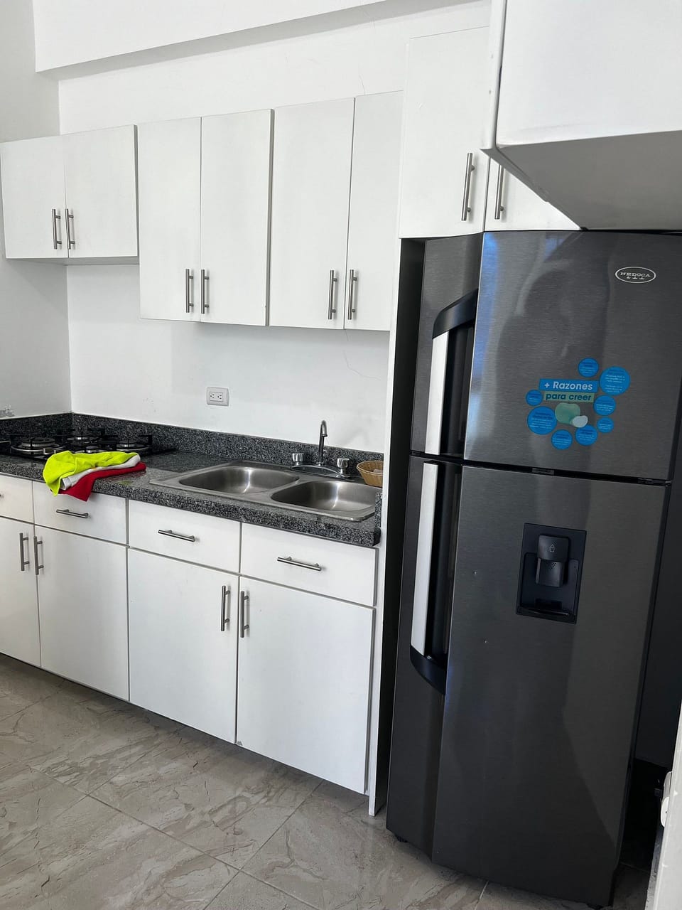 Coffee / tea facilities,Kitchen or kitchenette