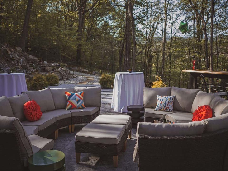 Exterior- Lounge area