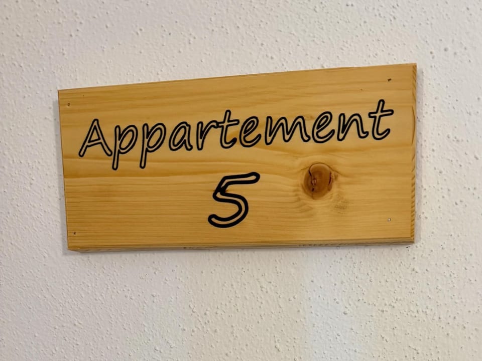 Entrance / Reception